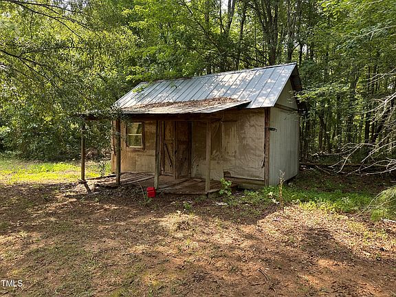 5th image of 270 Shady Ln
