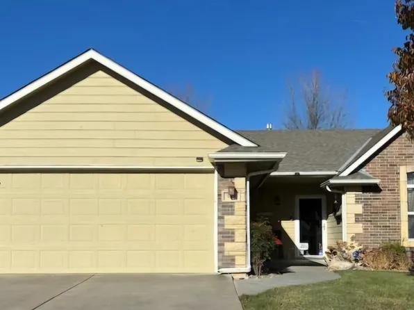 918 E Stone Path St, Derby, KS 67037