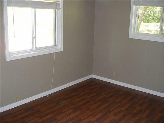 5th image of 41473 Purdy Ln