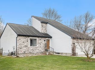 3899 Willoughby Rd, Holt, MI 48842