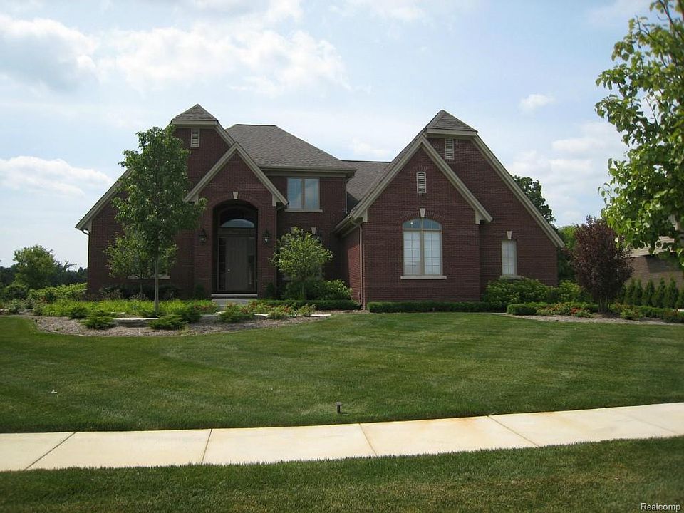 1st image of 1067 Newgate Ct