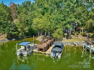 10 Weatherly Way, Clover, SC 29710