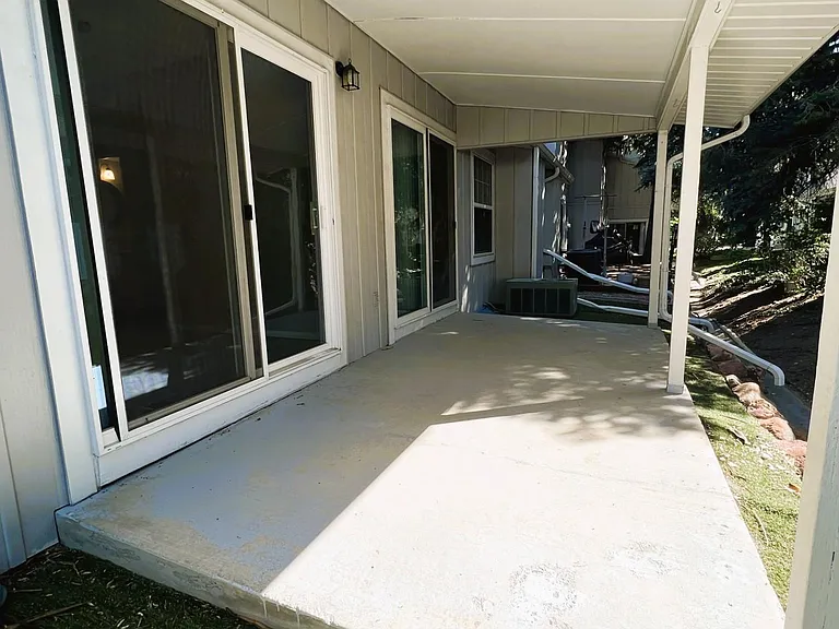 2826 S Wheeling Way — Photo 4