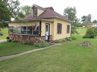 973 Park Ave, Hillsboro, WI 54634