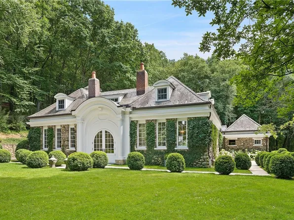 38 Taylor Road, Mount Kisco, NY 10549