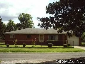 2500 Hemlock Ave photo 1