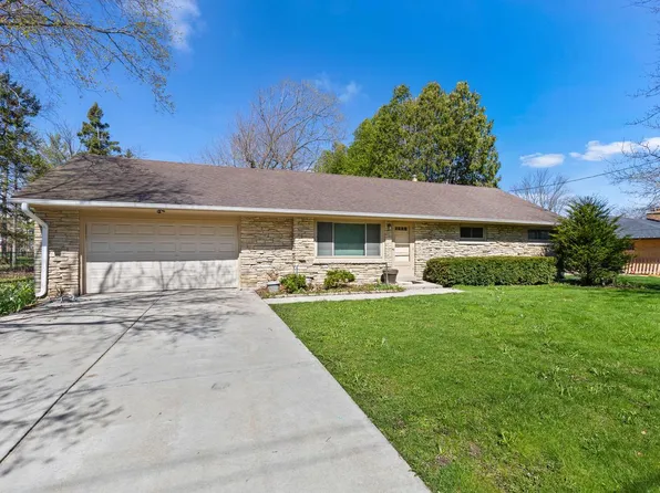 8727 N Kildeer COURT, Brown Deer, WI 53209