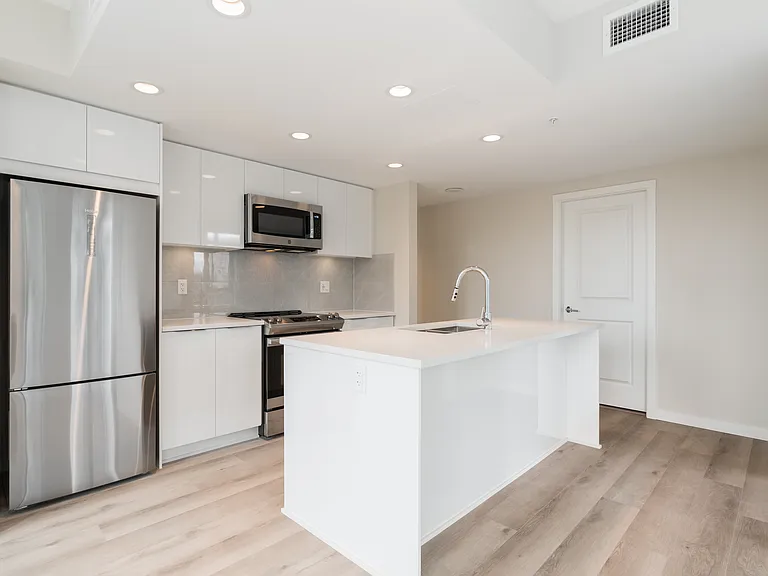 1182 Westwood St — Photo 11