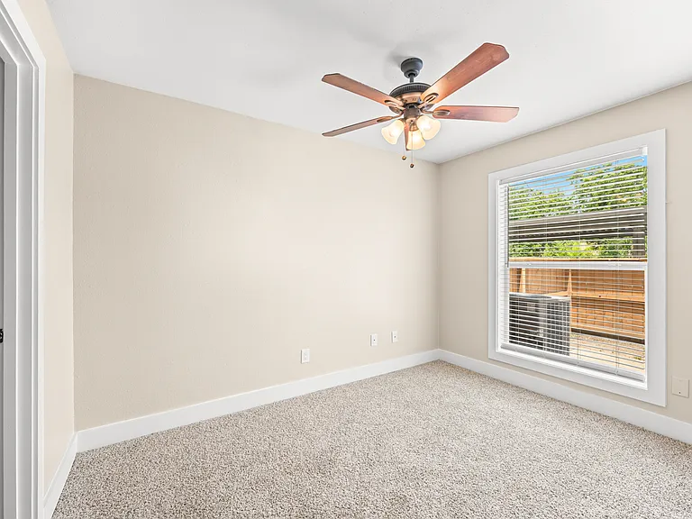 Kempwood Place Townhomes — Photo 18