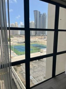 16909 N Bay Rd APT 809, Sunny Isles Beach, FL, 33160