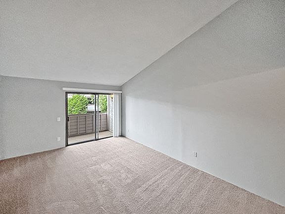 2nd image of 9229 Village Glen Dr Unit 231
