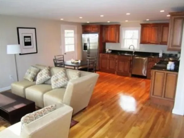 51 Burch St, Arlington, MA 02474