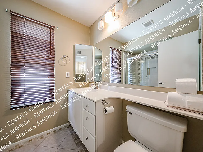 4809 E Euclid Ave #1 — Photo 19