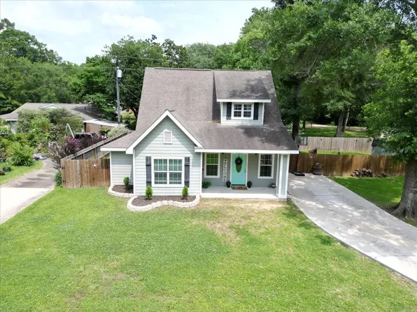 19489 Tall Pnes, Magnolia, TX 77355