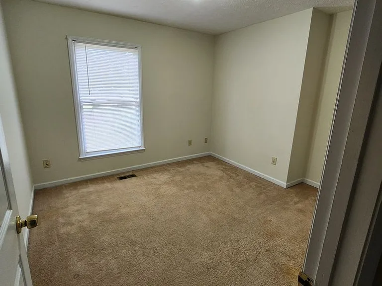 6605 Omni Ct — Photo 18