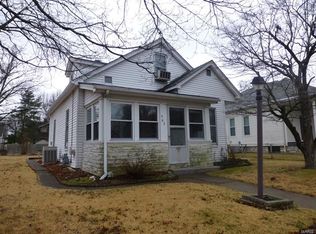 907 Hawley Ave, Alton, IL 62002