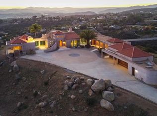 15740 Broad Oaks Rd, El Cajon, CA 92021