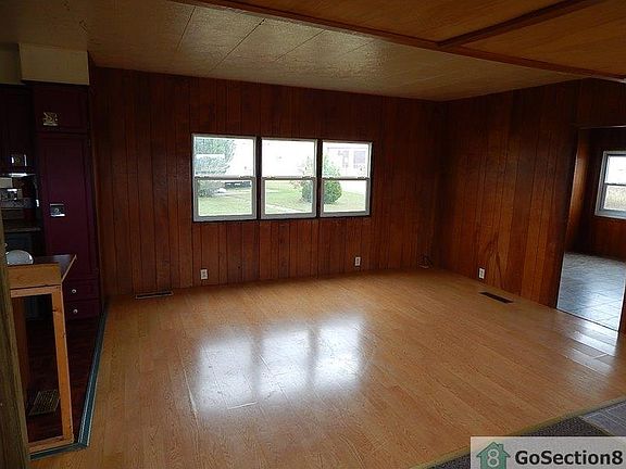 4th image of 2408 Lincoln St