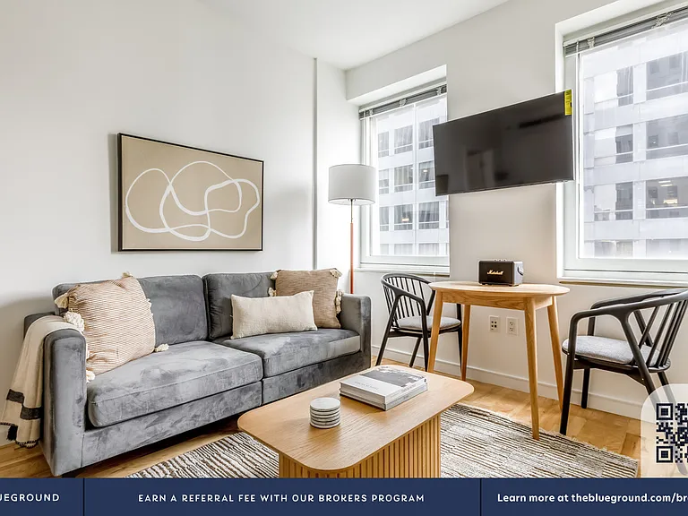 70 W 45th St #34A — Photo 4