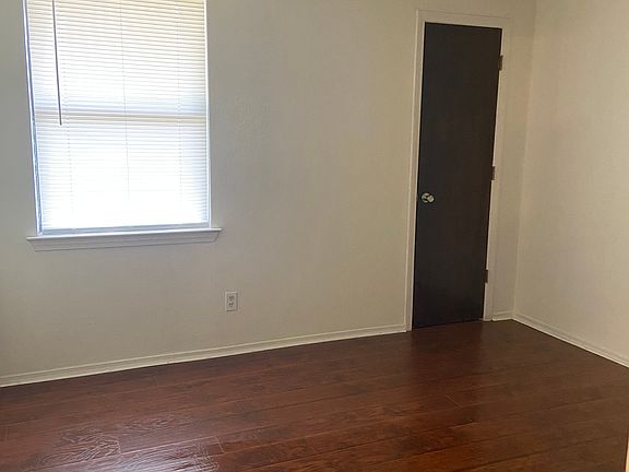 4th image of 974 Cheryl Dr