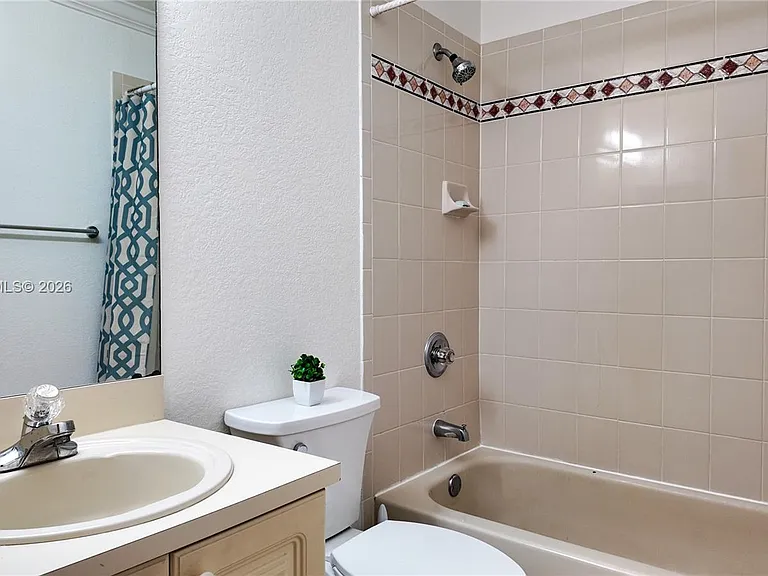 11432 NW 48th Ter — Photo 18