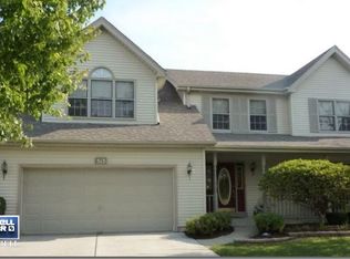 515 Wingfoot Dr, North Aurora, IL 60542