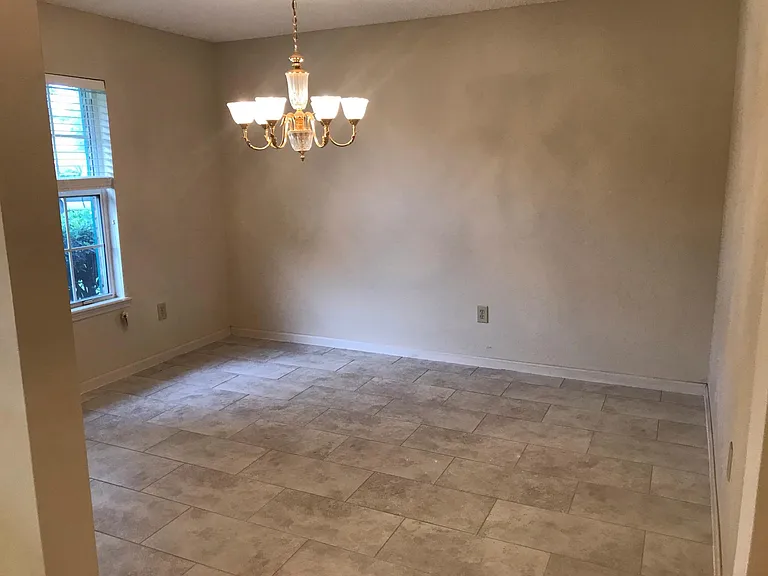 4429 Apple Leaf Dr E — Photo 8
