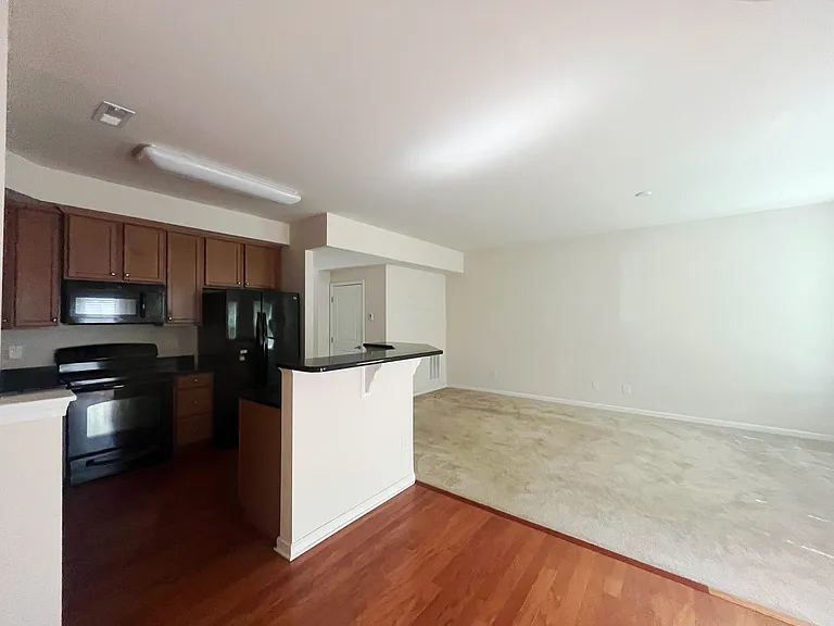 111 Grande Sky Ct — Photo 6