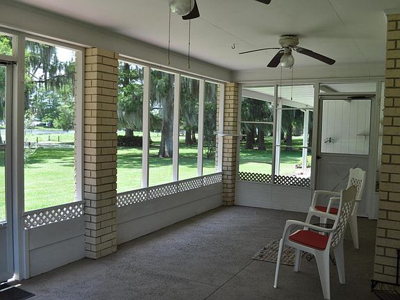 3rd image of 104 Eastwood Dr
