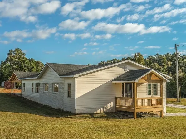 558 W Jonesville Rd, Bowdon, GA 30108