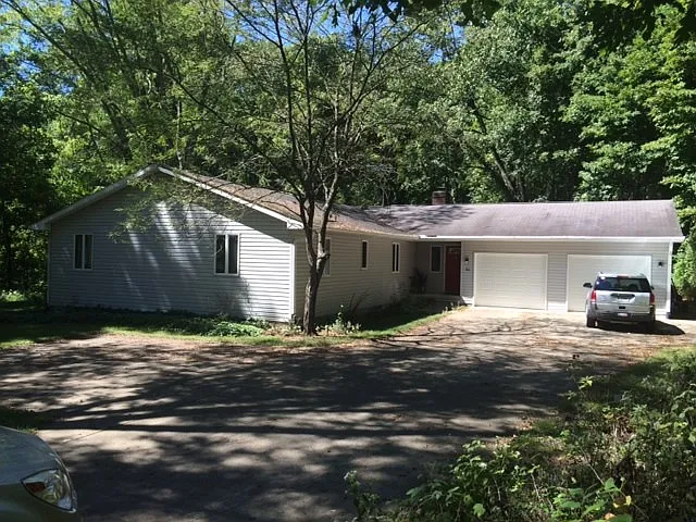 901 N Laymon Ave photo 1