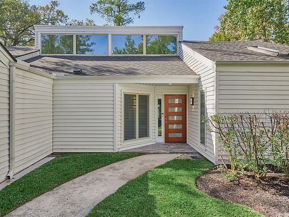 2nd image of 10731 N Autumnwood Way