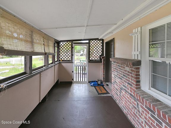 5th image of 1417 Wilson Rd