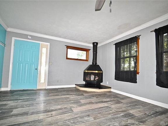 3rd image of 120 Lumber St