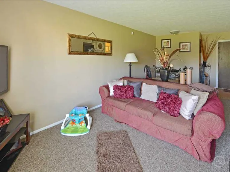 Winterwood Apartments — Photo 4