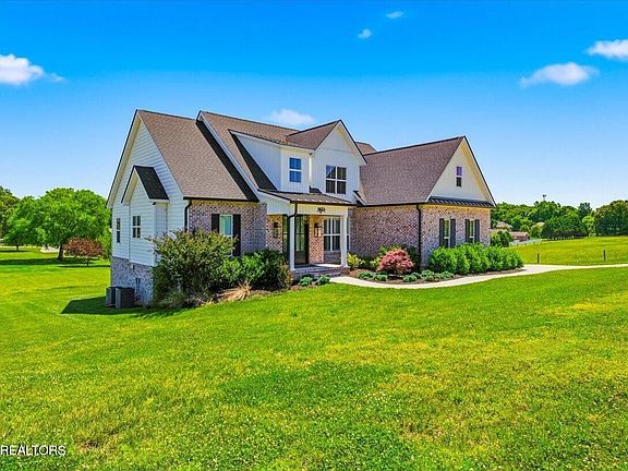 3rd image of 5312 Rodeo Ridge Ln