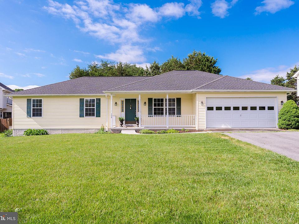 1st image of 308 Senseny Glen Dr