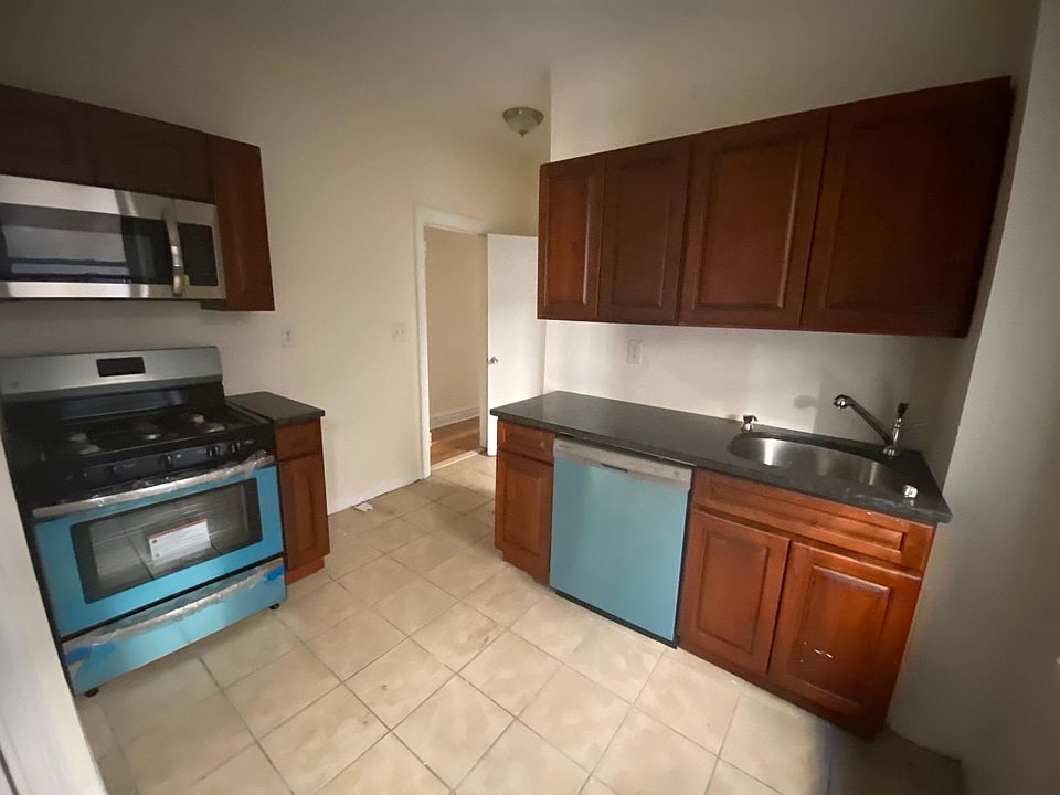 1st image of 317 Fairmount Ave APT 8
