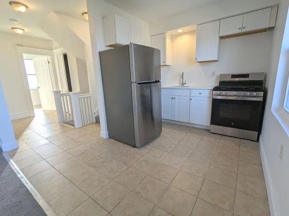 bot3705, 3705 Botsford St APT 2, Homestead, PA 15120