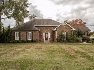 3643 Legacy Dr, Springfield, TN 37172