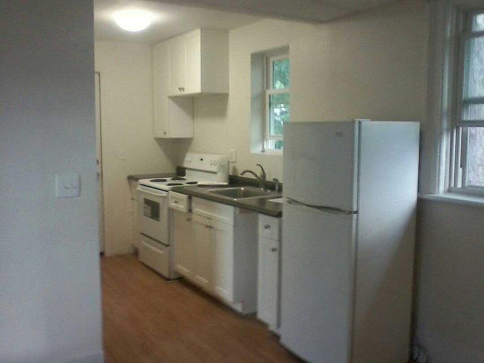 22 Glen Ave 2R, Troy, NY 12180 Zillow