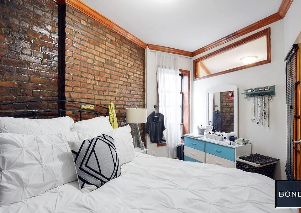 1st image of 128 Macdougal St APT 3A
