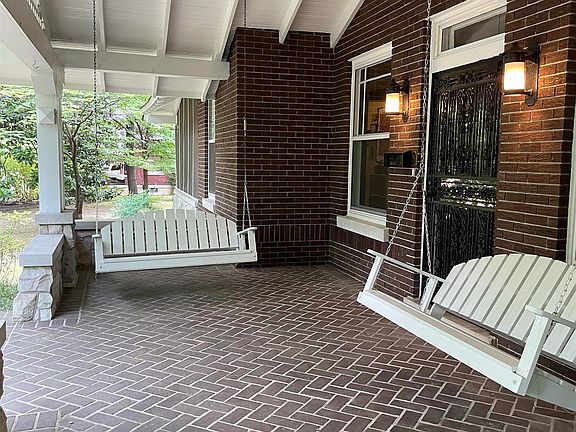 3rd image of 1625 Parkway Blvd