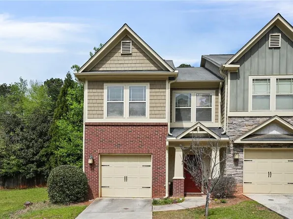 1085 N Village Dr, Decatur, GA 30032
