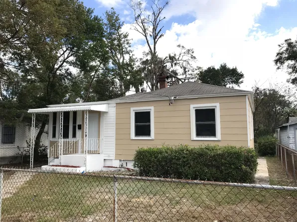 7525 Oakwood St, Jacksonville, FL 32208