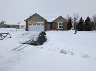 17510 W Caspian Cir, Lockport, IL 60441