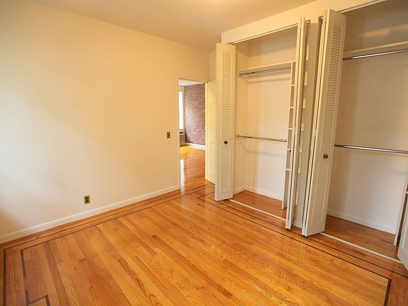 5th image of 207 E 29th St APT 22