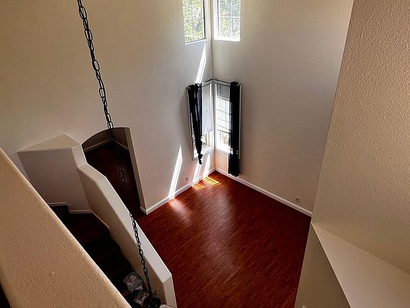 2nd image of 4813 Bridle Ct