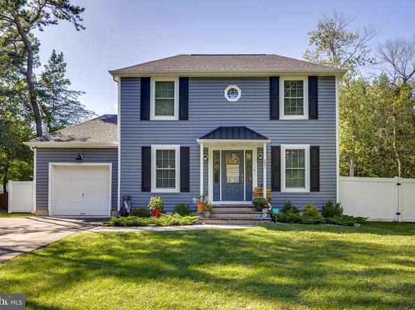 221 Forest Ave, Medford, NJ 08055
