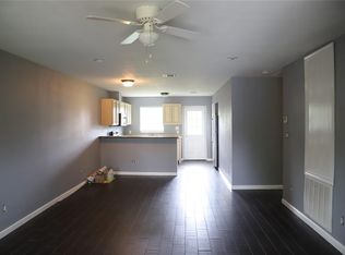 7810 Peachtree St APT F, Houston, TX 77016